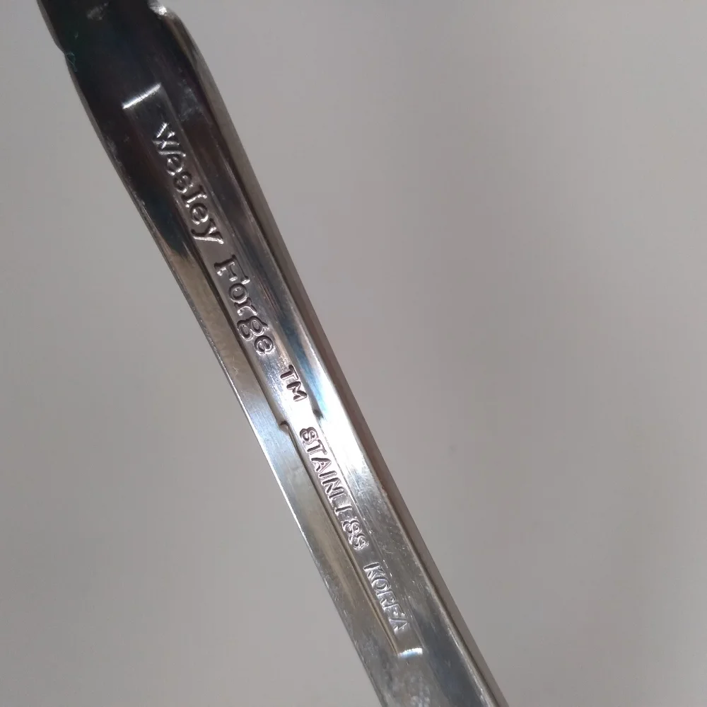 Wesley Forge 32 pcs. Flatware knife Spoons, Dinner Forks